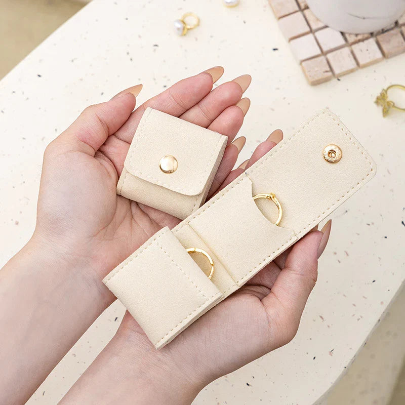 💎 Jewel Nest Mini Space-Saving Jewelry Organizer